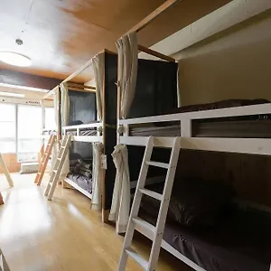 Hostel Backstage Party & Bar, Osaka