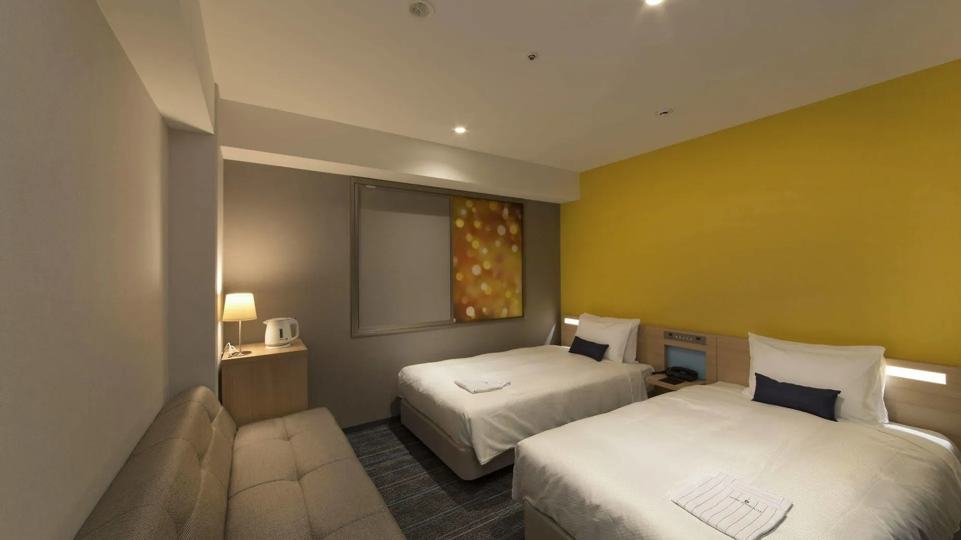 Osaka Namba Washington Hotel Plaza 3*,  Japan